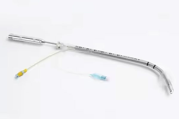 Quali sono i materiali dei tubi di aspirazione chiusi?